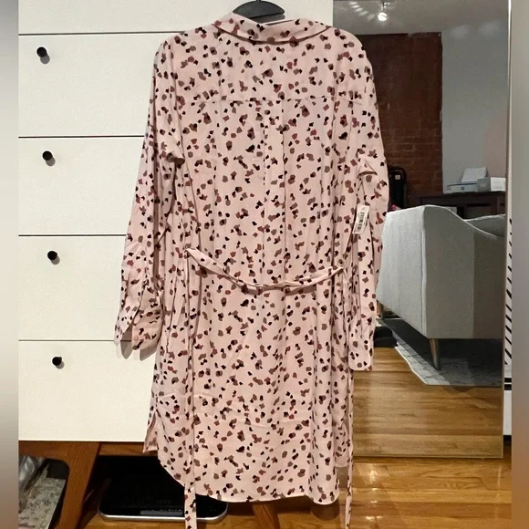 NWT T-Shirt Dress - Picture 3 of 9